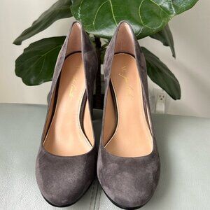 Vince Camuto (John Camuto) Abigail gray suede heels size 8
